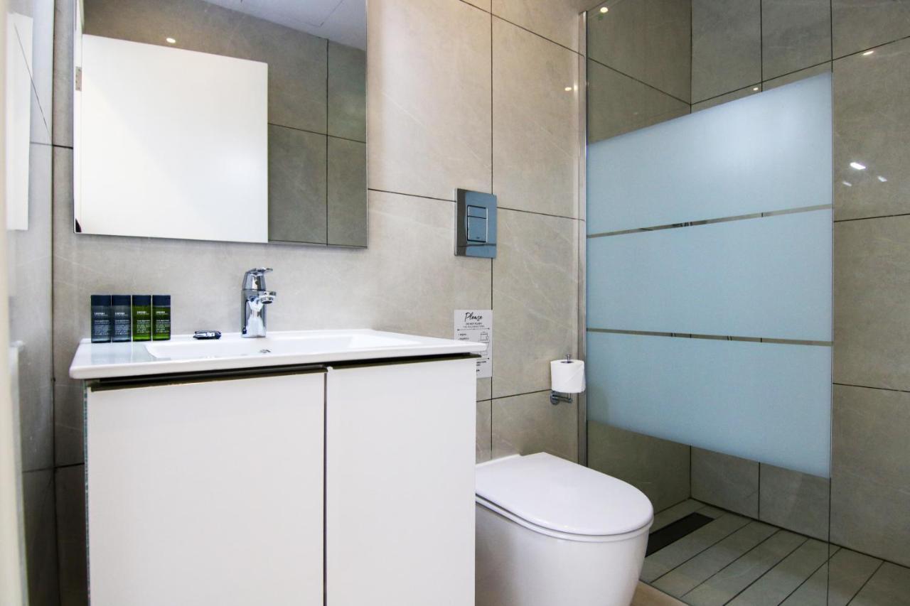Phaedrus Living - Seaside Executive Flat Harbour 203 Apartment Paphos Bagian luar foto